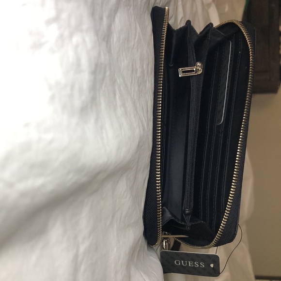 Guess Black Wristlet Wallet - Picture 4 of 5